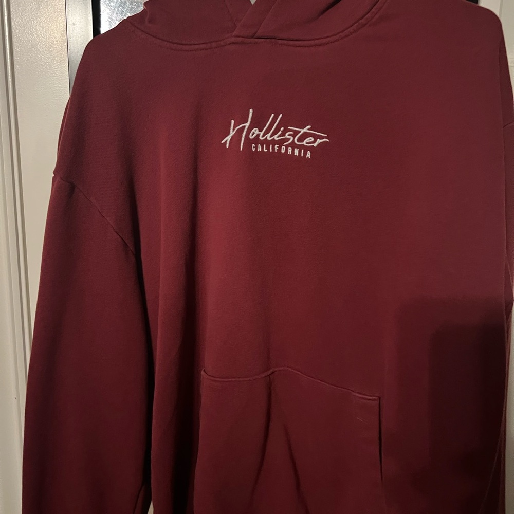 Hollister Red Sweatshirt Casual Comfort